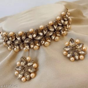 Twinkling Choker Sets