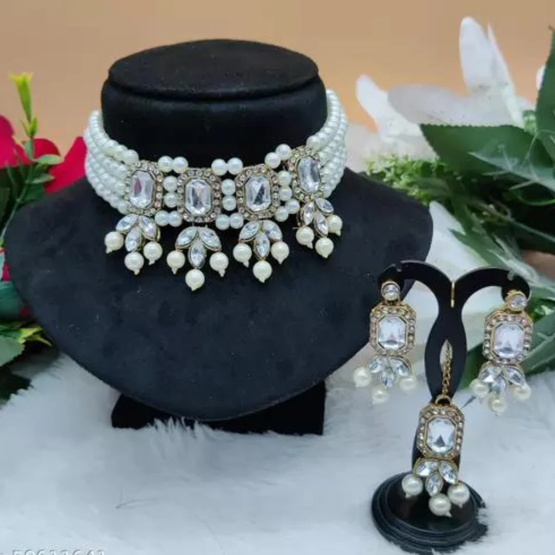 Artificial jewellery